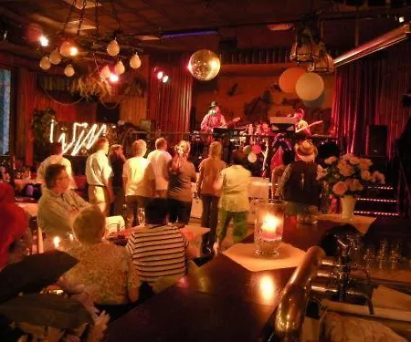 4 Hufen Großziethen