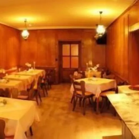 胡芬4号酒店 3* Großziethen