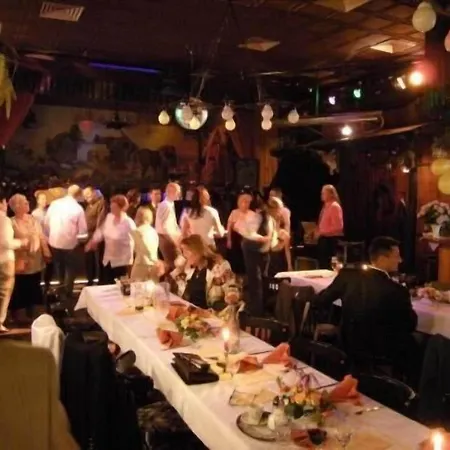 4 Hufen Großziethen