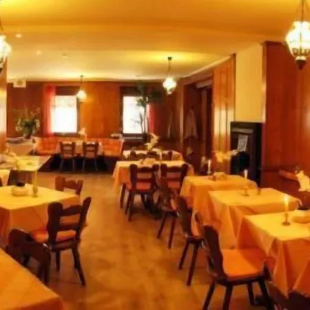 4 Hufen Hotel Grossziethen