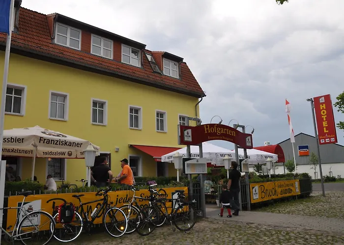 4 Hufen فندق Großziethen